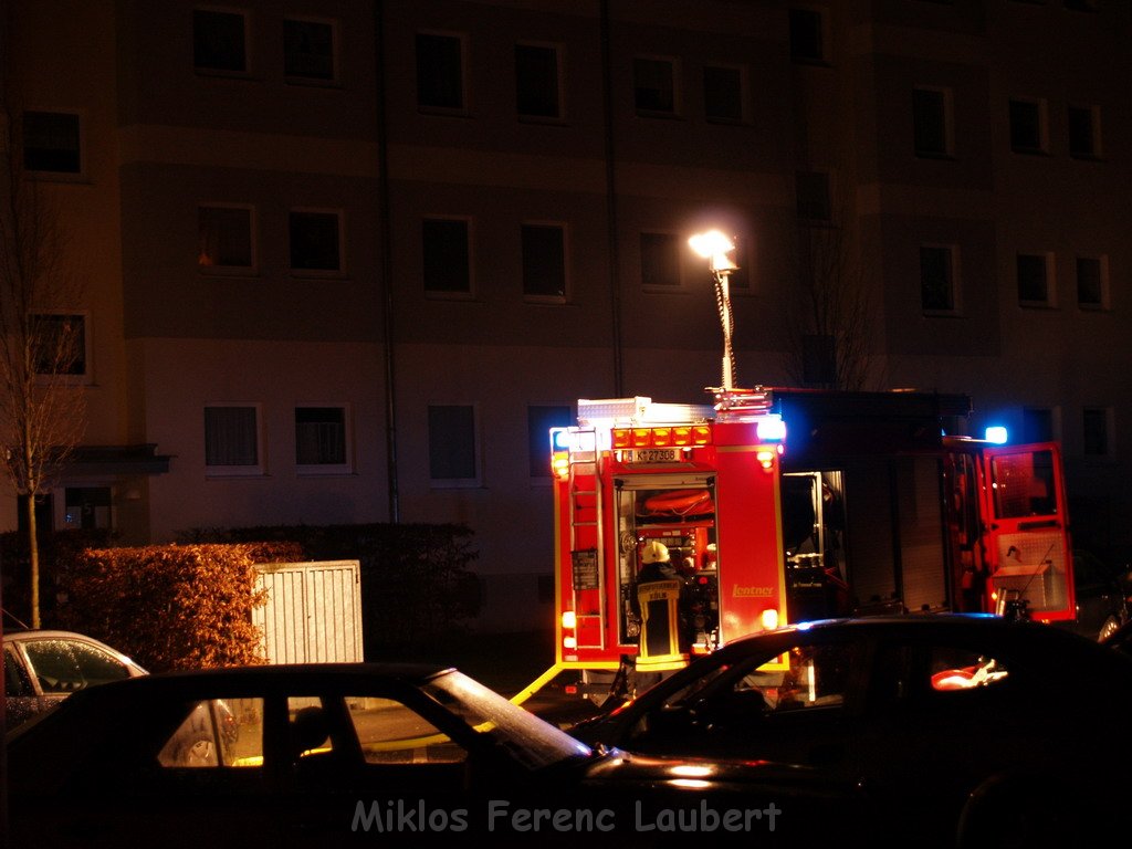 Brand Schlafzimmer Koeln Vingst Thorwalsenstr P20.JPG